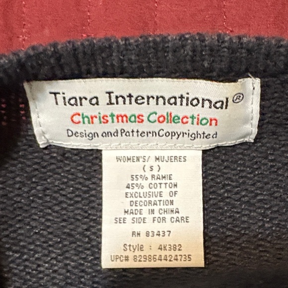 Vintage Tiara International Black Cardigan with Cardinal Embroidery Size Small - Picture 12 of 15